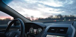 Monitoruj pracę mobilnych specjalistów – zarządzanie flotą pojazdów