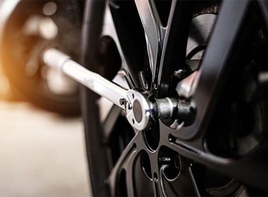 Te narzędzia to must have każdego warsztatu wulkanizacyjnego