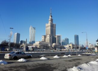 Kto w Polsce jeździ Maybachem?