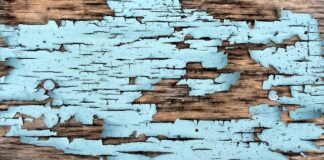 Jak zabezpieczyć sufit przed pękaniem?