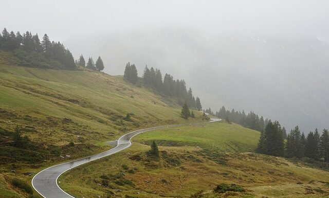 Dlaczego auta z Japonii mają niski przebieg?