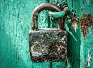 Kto odpowiada za bezpieczeństwo w czasie pracy maszyny? Kto odpowiada za bezpieczeństwo w czasie pracy maszyny?