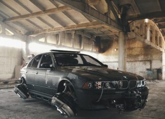 Ile pali M5 F10? Ile pali M5 F10?