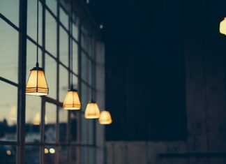 Czym skrobać szyby żeby nie rysować?