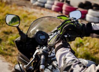 Ochraniacze motocyklowe – dlaczego warto? Ochraniacze motocyklowe