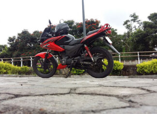 Podstawowe akcesoria dla motocyklistów – skarpety i rękawice motocyklowe skarpety i rękawice motocyklowe