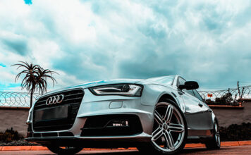 Dlaczego auta z USA są tańsze